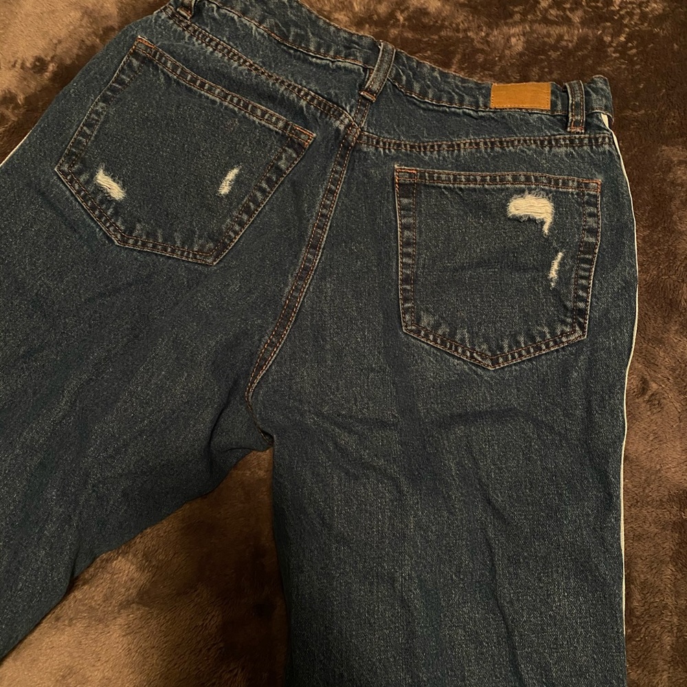 BLUENOTES Denim Ripped Jeans - Picture 2 of 4